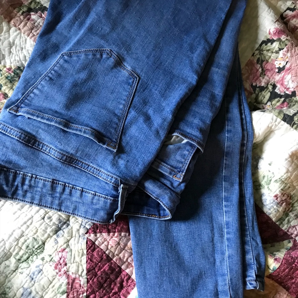 Ladies stretch jeans